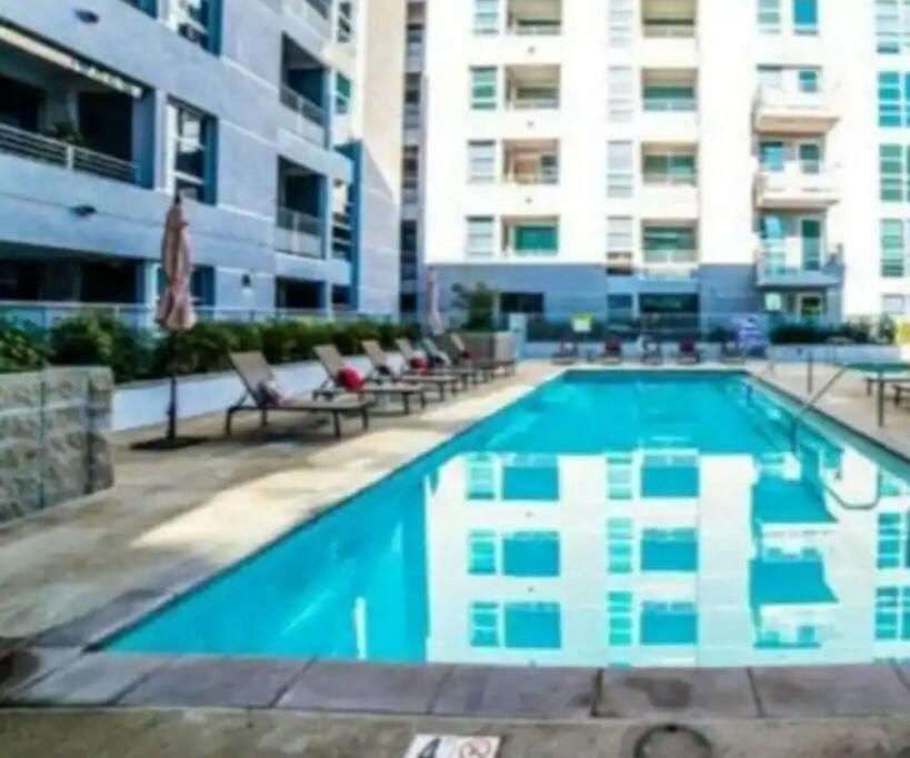 2bedroom Downtown Pool And Gym Onsite. * Los Angeles